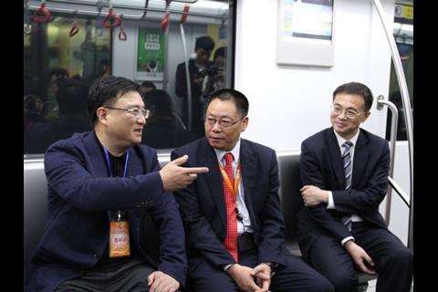 tn_cn-hangzhou_metro_line_1_extension_opening_1.jpg